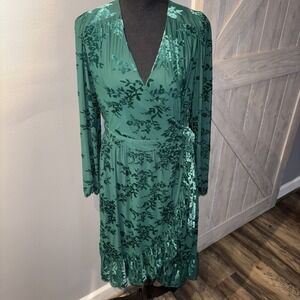 Draper James Velvet Burnout Wrap  Dress Green Flowy Ruffle Balloon‎ Sleeve SzM